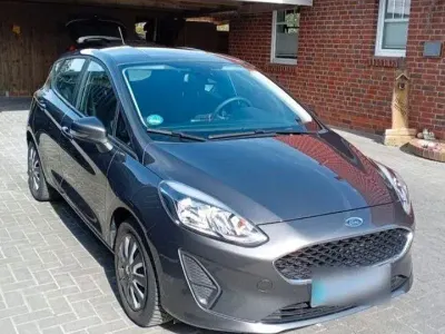 Gebraucht Ford Fiesta Cool & Connect 86 PS (63 kW) 2019 Grau Kleinwagen