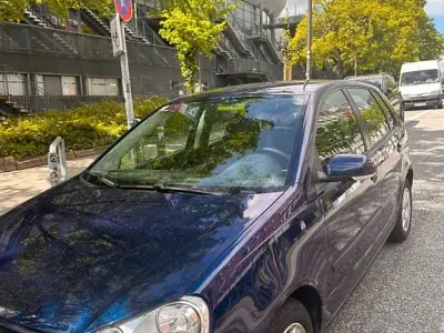 Gebraucht VW Polo 75 PS (55 kW) 2005 Blau Limousine