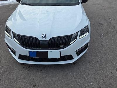 Gebraucht Skoda Octavia RS 245 PS (180 kW) 2018 Weiß Kombi