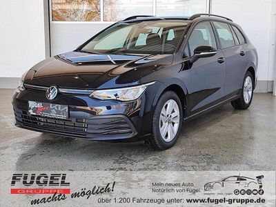 Gebraucht VW Golf VIII Life 150 PS (110 kW) 2022 Deep black perleffekt Kombi