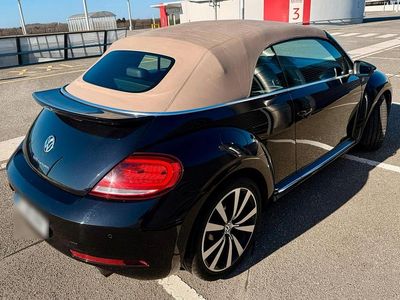 Usata VW Beetle R-line 220 CV (161 kW) 2016 Nero Utilitaria