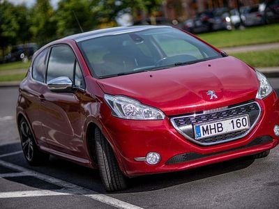 Gebraucht Peugeot 208 GTi 200 PS (147 kW) 2014 Rot Kleinwagen