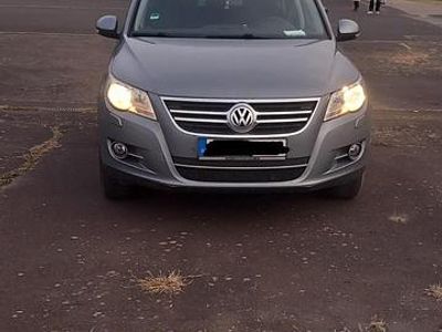 Grau Gebraucht 2008 VW Tiguan SUV | 5.999 € (Etwas zu teuer)