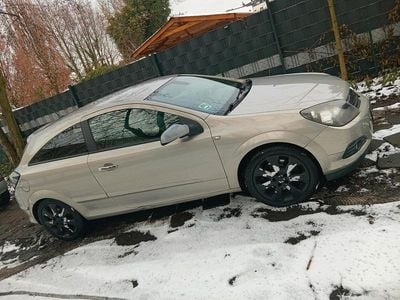 Gebraucht 2006 Opel Astra Coupé | 1.250 € (Guter Preis)