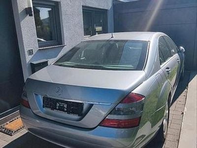 Mercedes S320