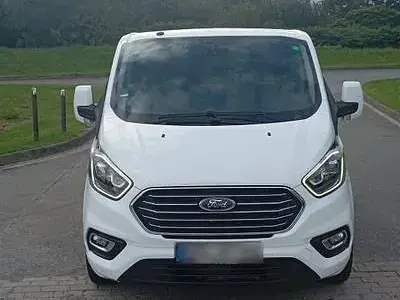 Gebraucht Ford Transit Custom 170 PS (125 kW) 2018 Weiß Van / Kleinbus
