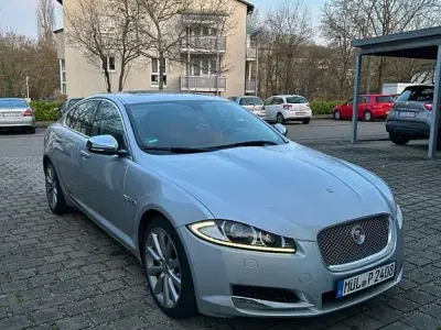 Usata Jaguar XF 241 CV (177 kW) 2013 Argento Berlina