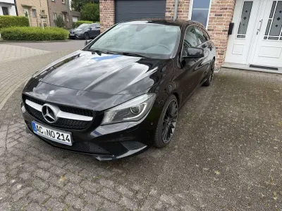Gebraucht Mercedes CLA200 Shooting Brake Urban 136 PS (100 kW) 2015 Kombi