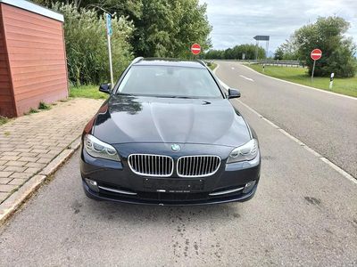 Blau Gebraucht 2013 BMW 528 Kombi | 10.000 € (Guter Preis)