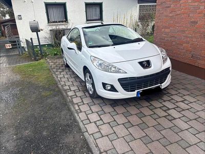 Gebraucht Peugeot 207 CC 120 PS (88 kW) 2014 Weiß Cabrio