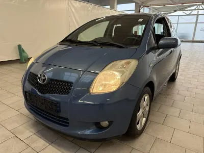 Brugt Toyota Yaris Executive 86 HK (63 kW) 2007 Blå Hatchback