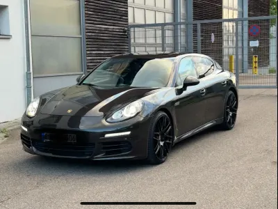 Second-hand Porsche Panamera 300 CP (220 kW) 2015 Maro Hatchback