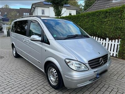 Silber Gebraucht 2007 Mercedes Viano Edition Van / Kleinbus | 10.000 € (Fairer Preis)