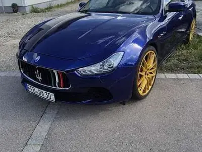 Gebraucht Maserati Ghibli 409 PS (300 kW) 2015 Limousine