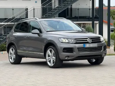 Gebraucht VW Touareg 245 PS (180 kW) 2012 Grau SUV