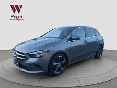 Gebraucht Mercedes B220 190 PS (139 kW) 2019 Grau Kleinwagen