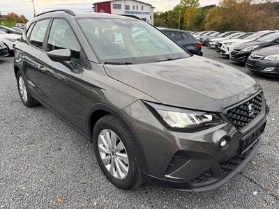 Grau Gebraucht 2024 Seat Arona Style SUV | 18.490 € (Guter Preis)