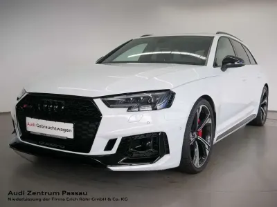 Gebraucht Audi RS4 Ambiente 450 PS (330 kW) 2019 Gletscherweiss metallic Kombi