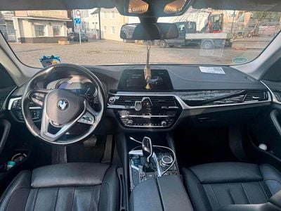 Gebraucht BMW 530 265 PS (194 kW) 2020 Silber Limousine