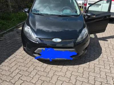 Usata Ford Fiesta 81 CV (59 kW) 2009 Nero Utilitaria
