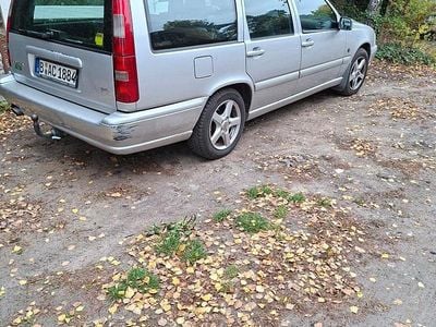 Grau Gebraucht 1999 Volvo V70 Kombi | 3.000 €