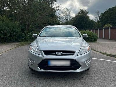 Gebraucht Ford Mondeo Trend 161 PS (118 kW) 2013 Silber Kombi