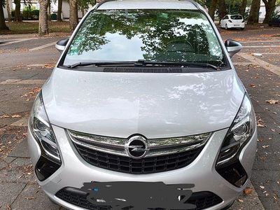 Opel Zafira Tourer