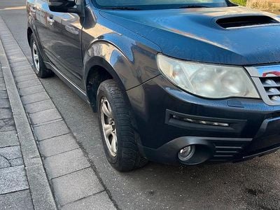 Gebraucht Subaru Forester 150 PS (110 kW) 2011 Grau SUV