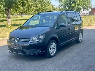Gebraucht VW Touran 105 PS (77 kW) 2015 Schwarz Van / Kleinbus