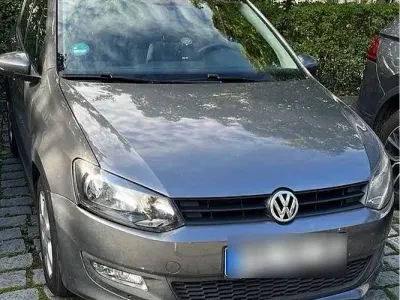 Gebraucht VW Polo 85 PS (62 kW) 2010 Grau Kleinwagen