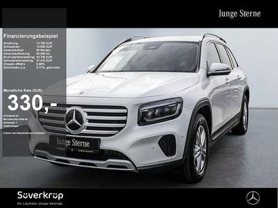 Mercedes GLB220