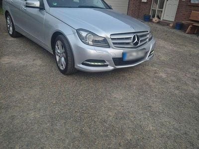 Second-hand Mercedes C180 Elegance 156 CP (114 kW) 2014 Argintiu Break