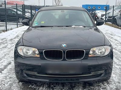 Gebraucht BMW 118 143 PS (105 kW) 2010 Schwarz Kleinwagen