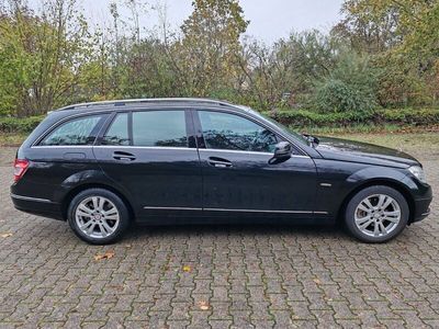 gebraucht Mercedes C220 CDI Schwarz Met. Klima,Servo,ZV Tüv 12/2025....