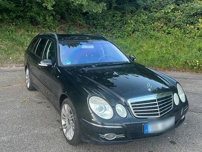 Mercedes E320