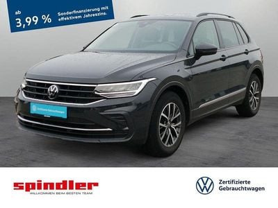 Gebraucht VW Tiguan Life 150 PS (110 kW) 2022 Uranograu SUV