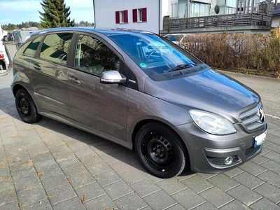 Gebraucht Mercedes B170 116 PS (85 kW) 2009 Grau Van / Kleinbus