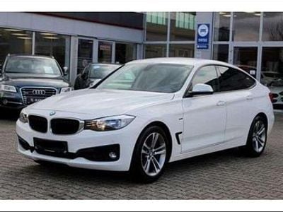 Weiß Gebraucht 2014 BMW 318 Gran Turismo Limousine | 11.990 € (Teuer)