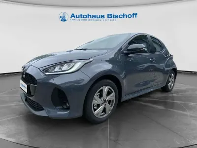 Neu Mazda 2 Exclusive-Line 92 PS (67 kW) 2026 Charcoal grey Kleinwagen