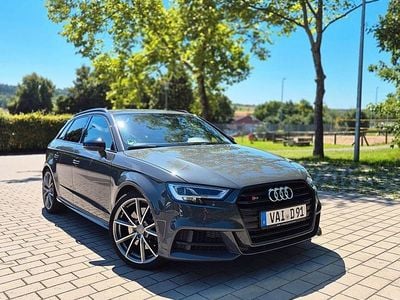 Grau Gebraucht 2018 Audi S3 Sport Limousine | 29.400 € (Fairer Preis)
