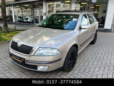 gebraucht Skoda Octavia Combi 1.6 Ambiente*Klima*Schiebedach*