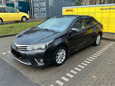 Gebraucht Toyota Corolla Comfort 132 PS (97 kW) 2016 Schwarz Limousine