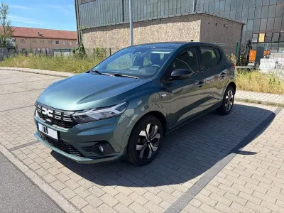 Gebraucht Dacia Sandero Journey 101 PS (74 kW) 2025 Grün Limousine