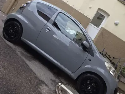 Gebraucht Citroën C1 69 PS (50 kW) 2008 Grau Kleinwagen