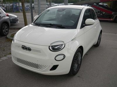 gebraucht Fiat 500e e Limousine ICON 42 kWh * PARK PAKET * NAVI * RÃ?CKFAHRKAMERA * PARKTRONIC