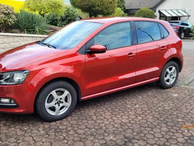 Gebraucht VW Polo Style 90 PS (66 kW) 2016 Rot Kleinwagen
