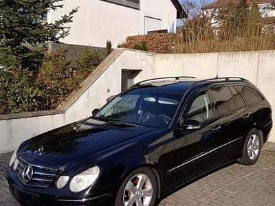 Gebraucht Mercedes E280 190 PS (139 kW) 2007 Schwarz Kombi
