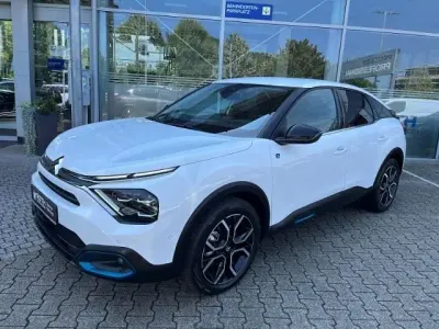 Gebraucht Citroën e-C4 Shine 100 kW (136 PS) 2023 Weiss Limousine