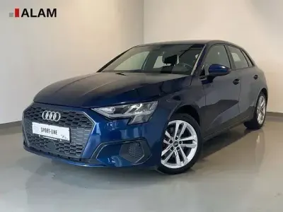 Gebraucht Audi A3 Ambiente 150 PS (110 kW) 2021 Andere Limousine