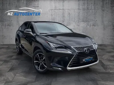Gebraucht Lexus NX300h E-FOUR Luxury Line 197 PS (144 kW) 2019 Schwarz SUV